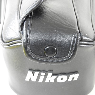 Lot 90 - A Nikon FM 2 camera, with a 35-135mm lens, cased