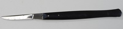 Lot 62 - A part set of Victorian surgeon's knives