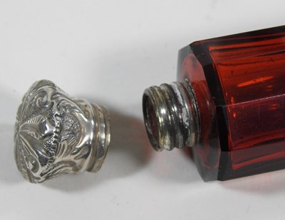 Lot 6 - A 19th century ruby glass double ended scent bottle
