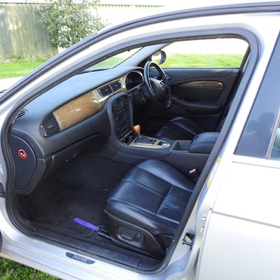 Lot 3 - A Jaguar S type, 2004, silver, petrol, V6 auto,...