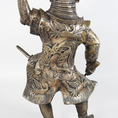 Lot 110 - A 20th century bronzed figure of a Japanese warrior