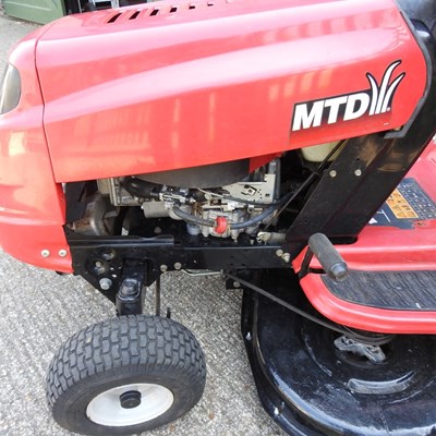 Lot 2 - A Mountfield MTD petrol ride on lawn mower