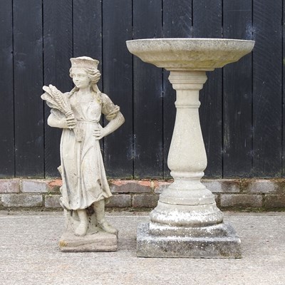 Lot 313 - A reconstituted stone bird bath