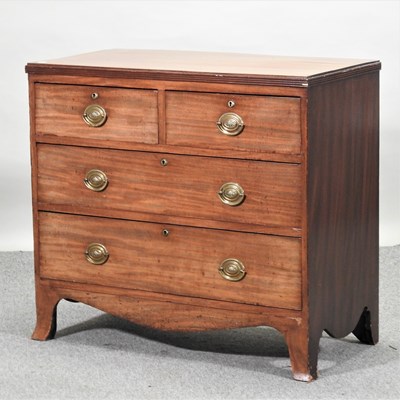 Lot 414 - A Victorian mahogany chest