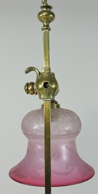 Lot 33 - An early 20th century brass table lamp