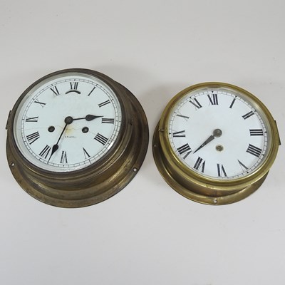 Lot 257 - An early 20th century brass ships clock