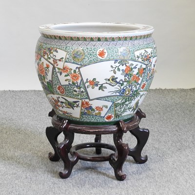 Lot 271 - A 20th century Chinese famille verte porcelain fish bowl
