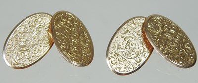 Lot 25 - A pair of 9 carat gold cufflinks