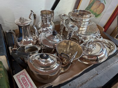 Lot 218 - A collection of silver plated wares, to...