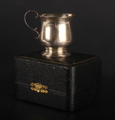 Lot 35 - A George V silver christening tankard,...