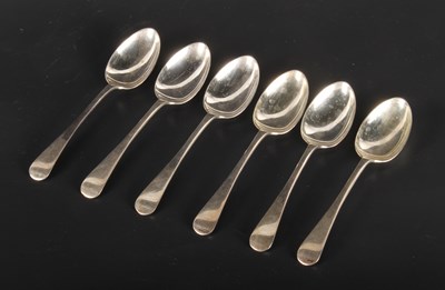 Lot 105 - A set of six Edward VII silver Old English...