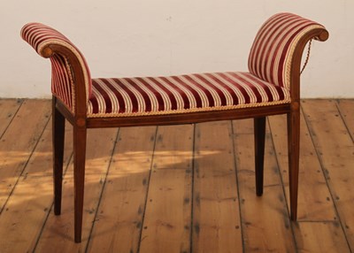 Lot 471 - An Edwardian mahogany window seat, upholstered...