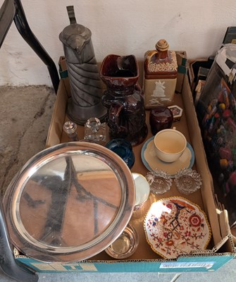 Lot 434 - A collection of miscellaneous items, to...