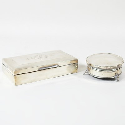 Lot 64 - A modern silver table cigarette box, with...