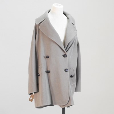 Lot 449 - A Christian Dior Coordonnes ladies brown...