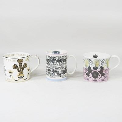 Lot 320 - Eric Ravilious for Wedgwood, a pottery mug, to...