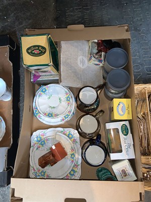 Lot 768 - A Tuscan part dinner service, together with...