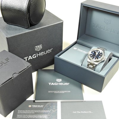 Lot 301 - A Tag Heuer Aquaracer gentlemen's wristwatch,...