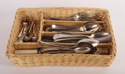 Lot 481 - A collection of silver-plated flatwares