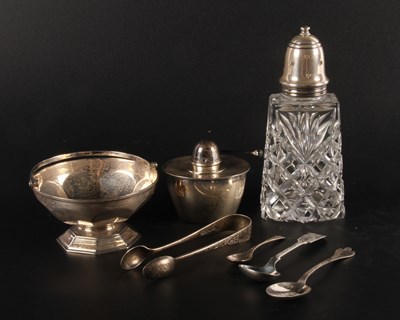 Lot 71 - A George V Art Deco silver sugar basket,...