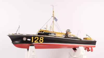 Lot 666 - A Dean's Marine 1/24 scale model of the Air...