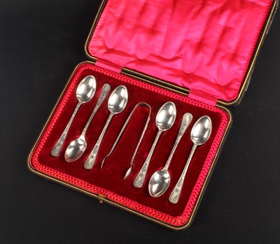 Lot 233 - A set of six Edward VII silver teaspoons with...