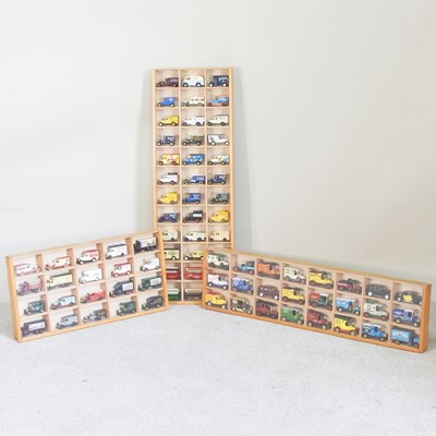 Lot 138 - A collection of diecast model cars, in a...