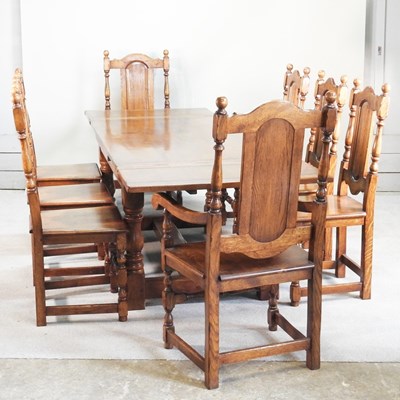 Lot 603 - A large good quality oak draw leaf extending...