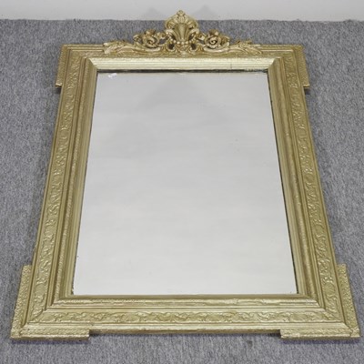 Lot 439 - An early 20th century gilt framed wall mirror