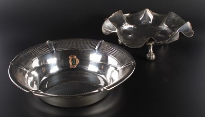 Lot 389 - A pierced silver bowl, stamped 925, 258g,...