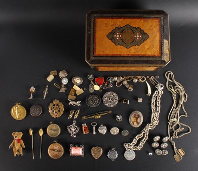 Lot 89 - An inlaid bird's eye maple jewellery box and...