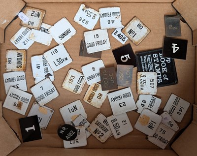 Lot 283 - A collection of vintage Royal Mail Post Office...