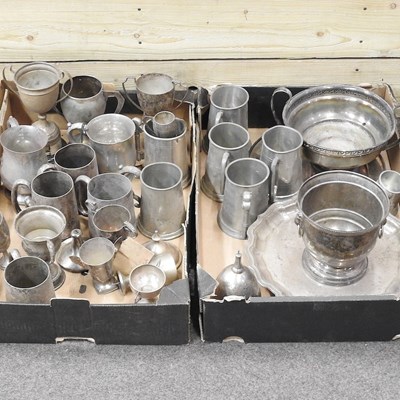 Lot 198 - A collection of silver plated items