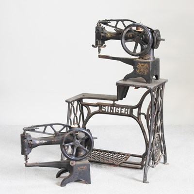 Lot 468 - A Victorian Singer Model 29 treadle stitching...