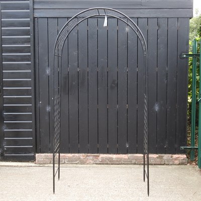 Lot 431 - A metal garden arch
