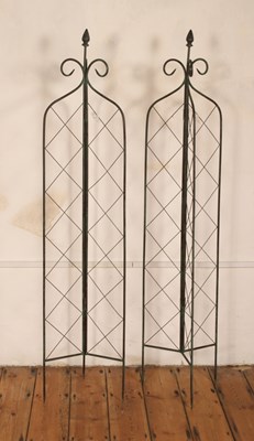 Lot 282 - A pair of metal folding garden trellises (2)