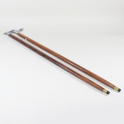 Lot 477 - A modern walking stick, with a Jaguar handle,...