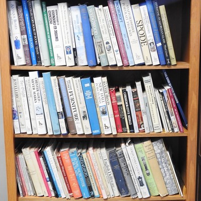 Lot 512 - A collection of books, mainly antiques reference