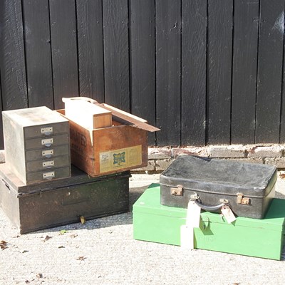 Lot 619 - A collection of workshop tools and boxes