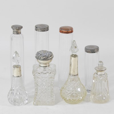 Lot 166 - An Edwardian silver mounted glass perfume...