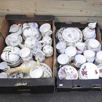 Lot 523 - A Royal Worcester Engadine pattern part tea...