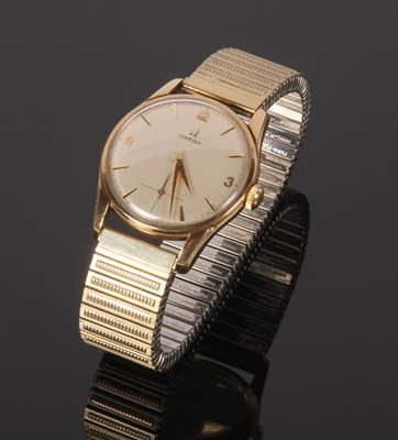 Lot 47 - An Omega 9 carat yellow gold cased gent's...