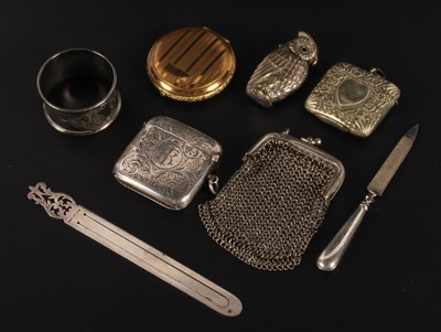 Lot 189 - A collection of 20th century personal silver...