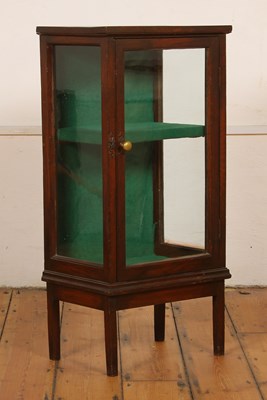 Lot 465 - A 20th century oak cased glazed display cabinet