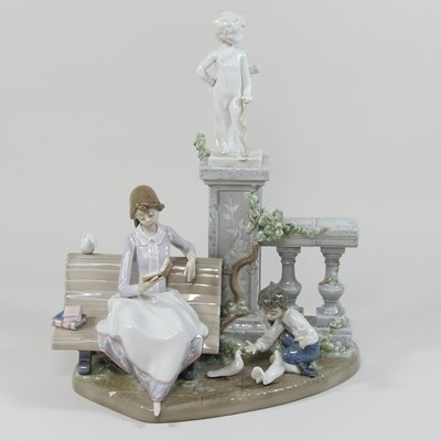 Lot 70 - A Lladro porcelain figure group