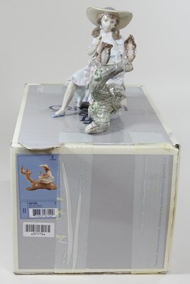 Lot 78 - A Lladro porcelain figure group