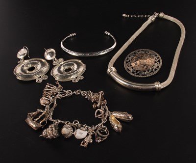 Lot 212 - A collection of mainly silver jewellery, to...