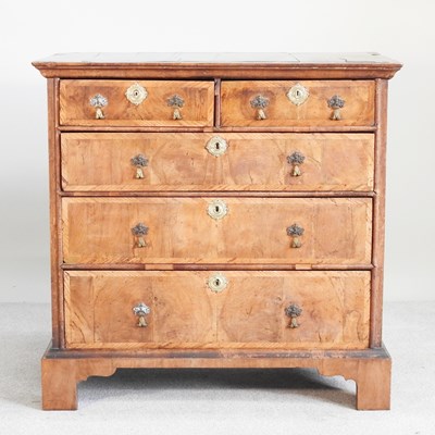 Lot 499 - An early 18th century walnut and crossbanded...