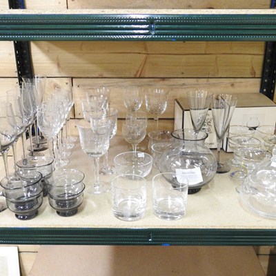 Lot 658 - A collection of Wedgwood crystal and other...