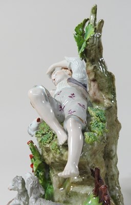 Lot 99 - A 19th century Sitzendorf porcelain figure group